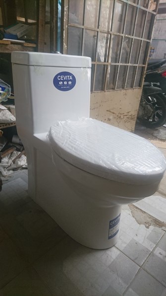 Bồn cầu liền khối giá rẻ CEVITA