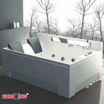 Bồn tắm Massage Euroking EU-6154D