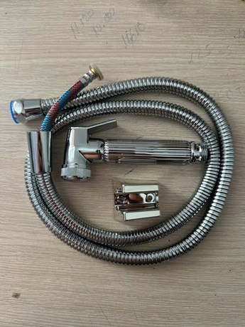 Vòi xịt Đồng thau bóng 